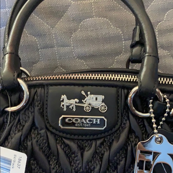 Beautiful coach day/evening bag - Picture 3 of 7